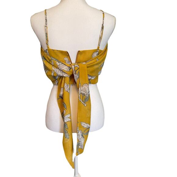 J.O.A. X Chriselle Lim Floral Convertible Crop XS - Picture 5 of 11